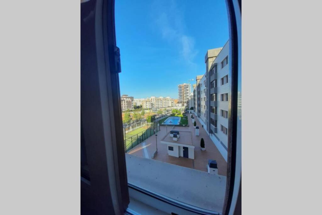 Апартаменты Piso Centrico Con Piscina,Parking Y Jacuzzi Кордова Экстерьер фото