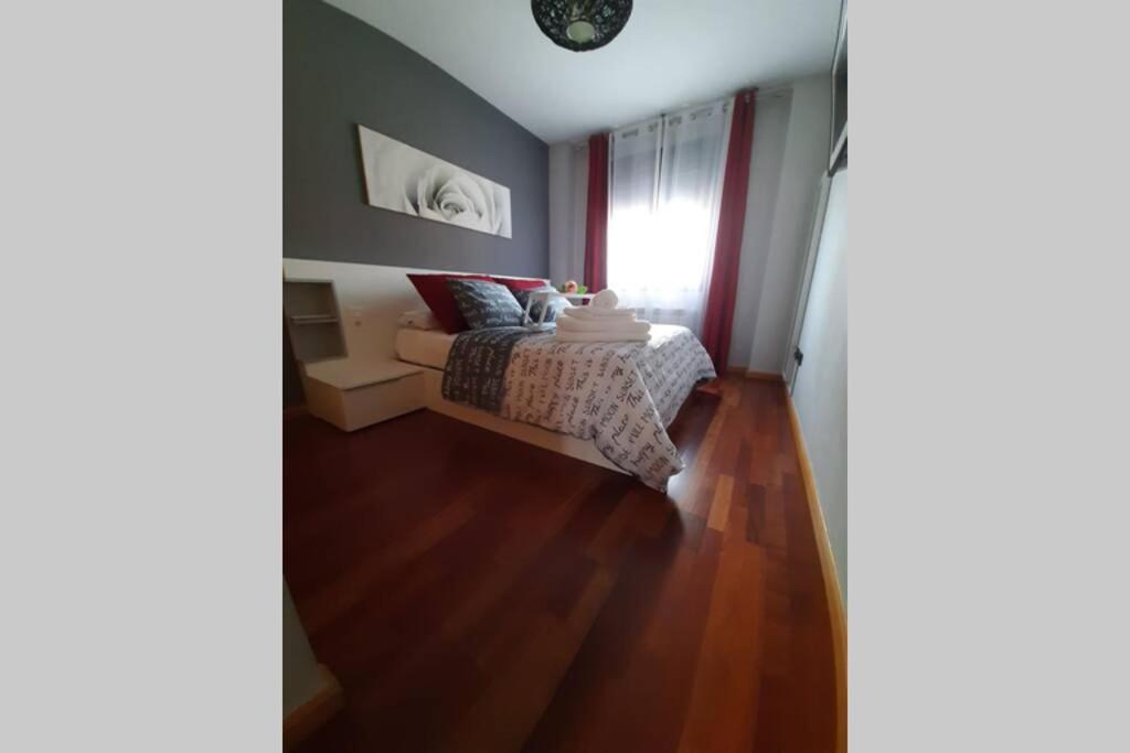 Апартаменты Piso Centrico Con Piscina,Parking Y Jacuzzi Кордова Экстерьер фото